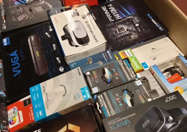 Palé mixto de electrónica y tecnología nueva (A+) · 90-100 unidades